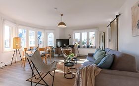 Huswell - Sunny Bright Apartment In The Center Of De Haan